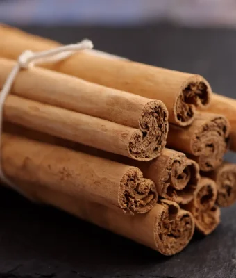 cinnamon_sticks_bundle_